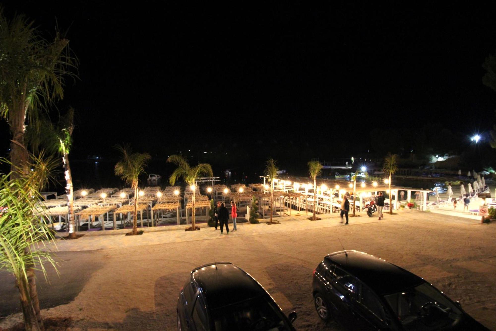 Aparthotel Melina'S Seaside Retreat Ksamil Esterno foto